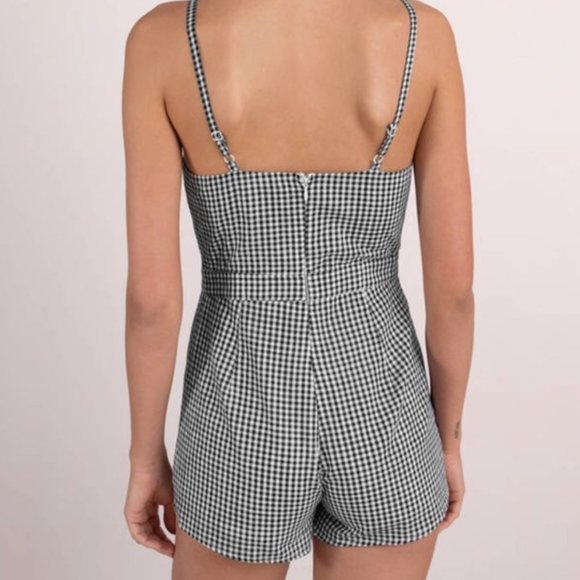 Black Gingham Mini Romper - Picture 4 of 7